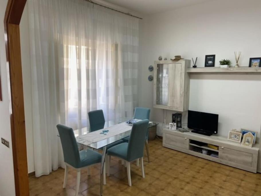 Con Ingresso Indipendente E Giardino